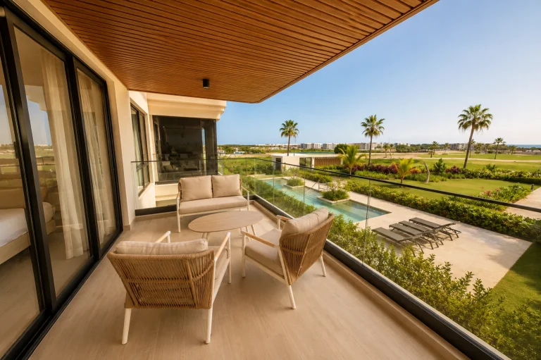 Golf and Pool Condo Near Juanillo Beach