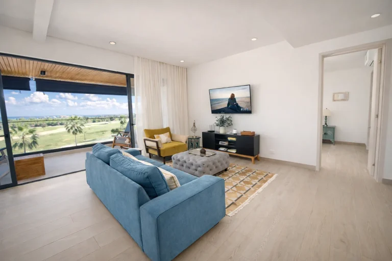 Stylish Modern Escape with Pool + 5 Min to Beach — foto 2